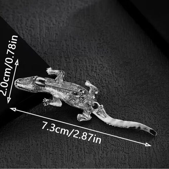 🐊 Betsey Johnson sparkling crocodile crystal brooch 🐊 - Picture 5 of 5